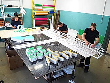 Изготовление вывески