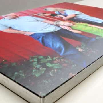 УФ печать на металлическом листе