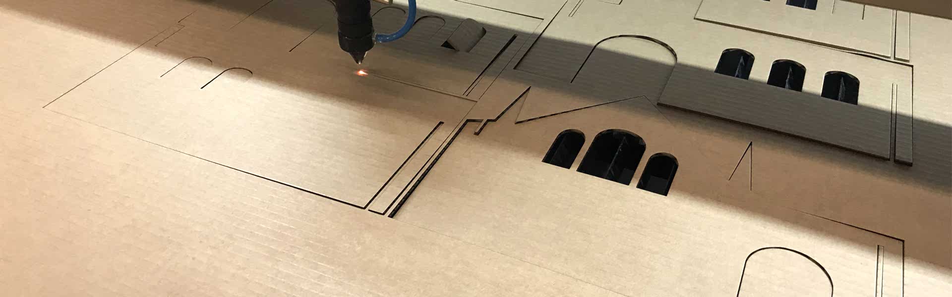 Лазерная резка картона (бумаги)